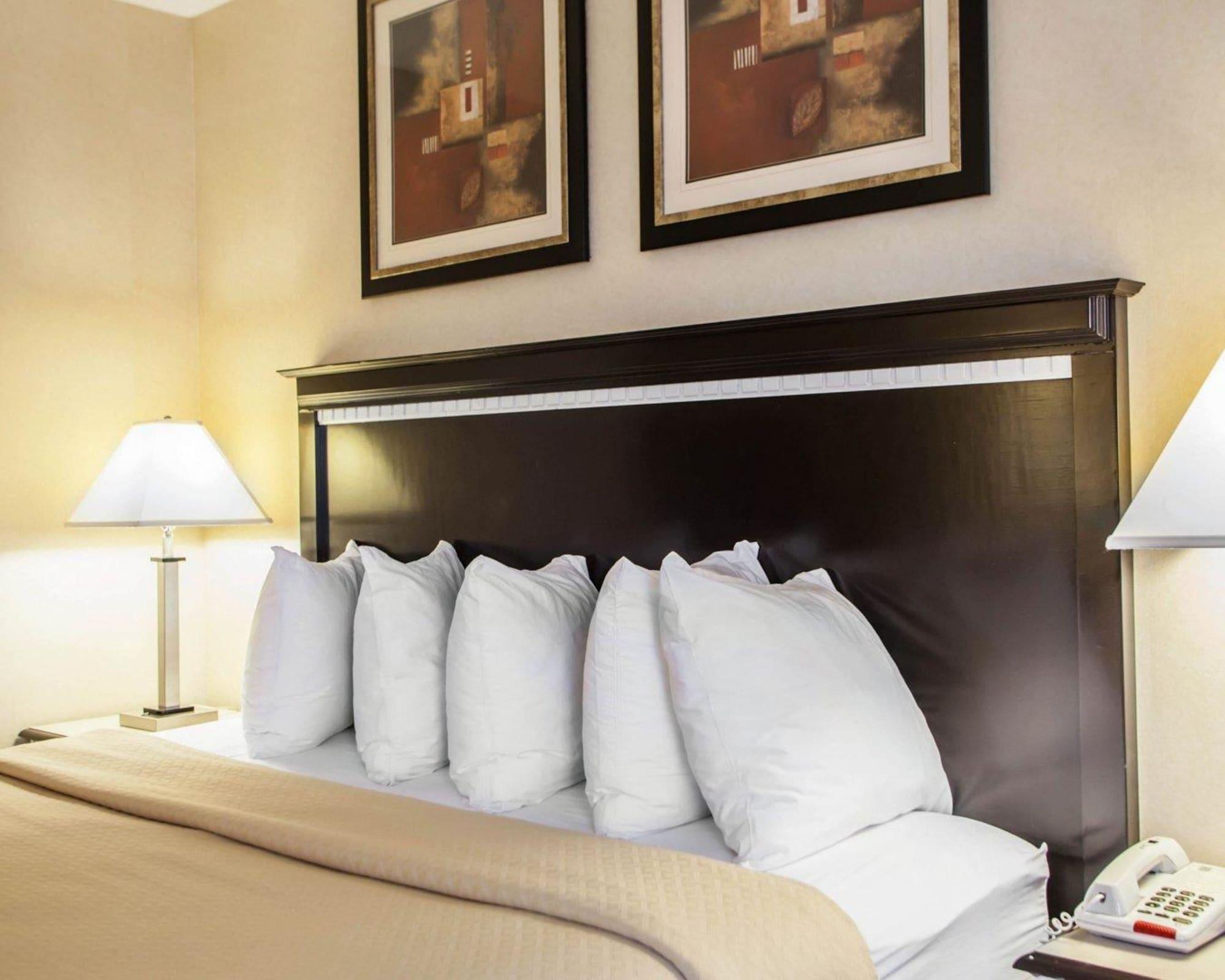 Quality Inn Aurora - Naperville Area Eksteriør bilde