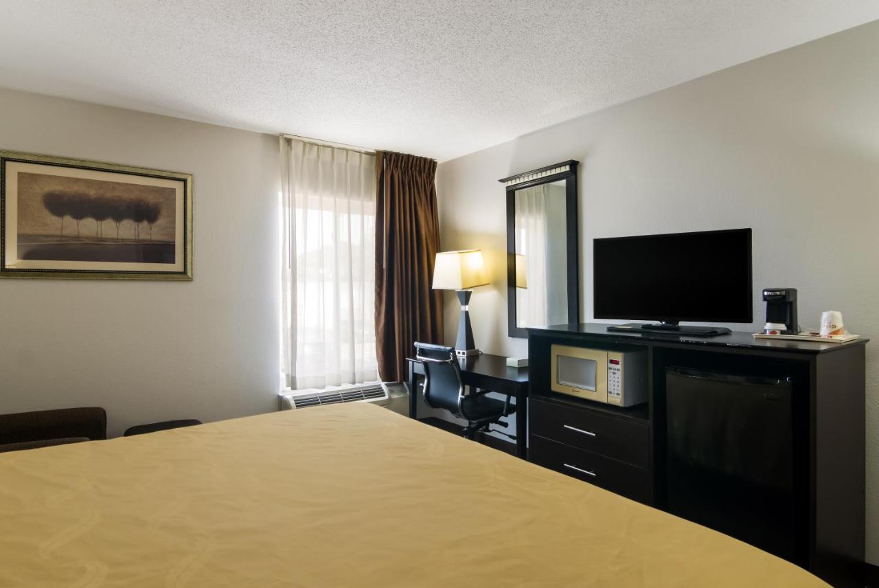Quality Inn Aurora - Naperville Area Eksteriør bilde
